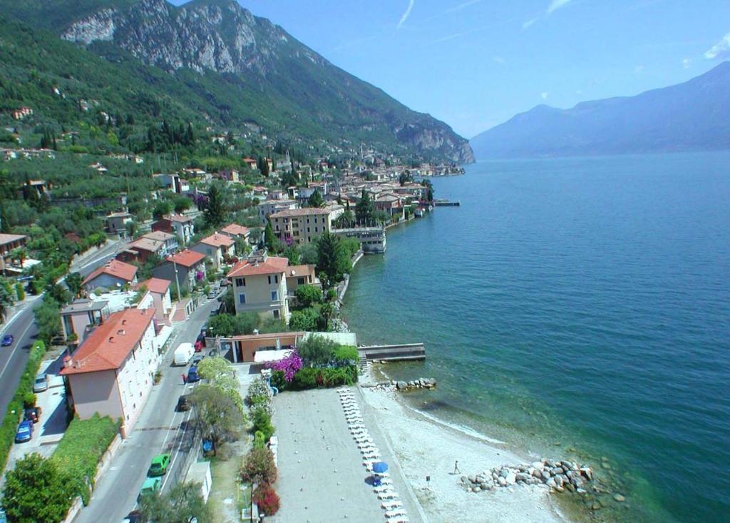 Hotel Lido Gargnano Exterior foto