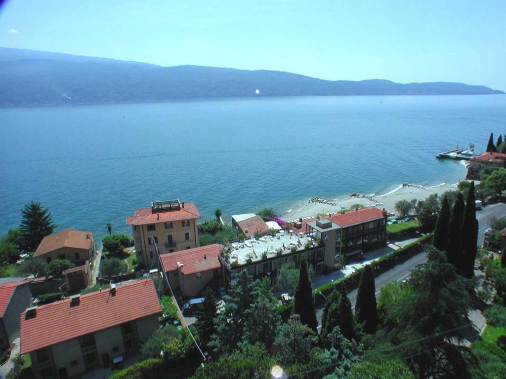 Hotel Lido Gargnano Exterior foto