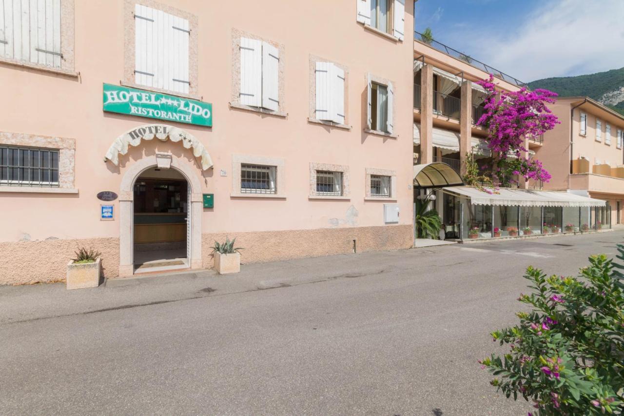 Hotel Lido Gargnano Exterior foto